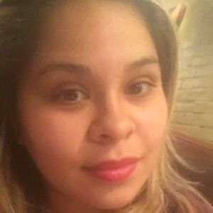 Meet your Posher, Adelina